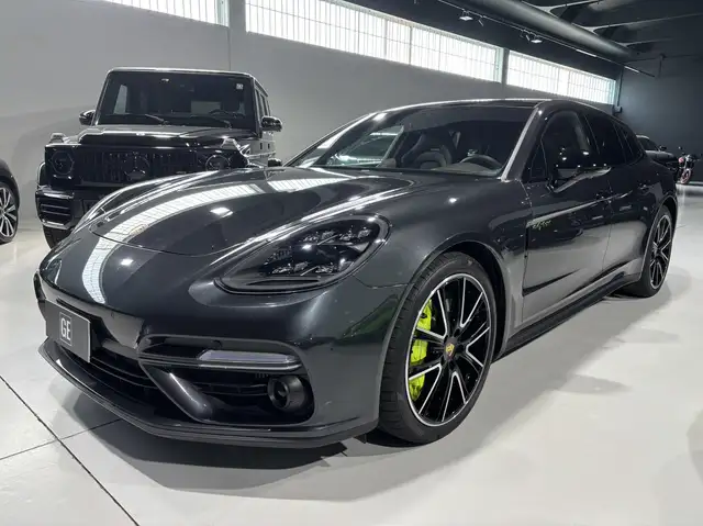 Porsche Panamera Sport Turismo 4.0 Turbo S e-hybrid auto