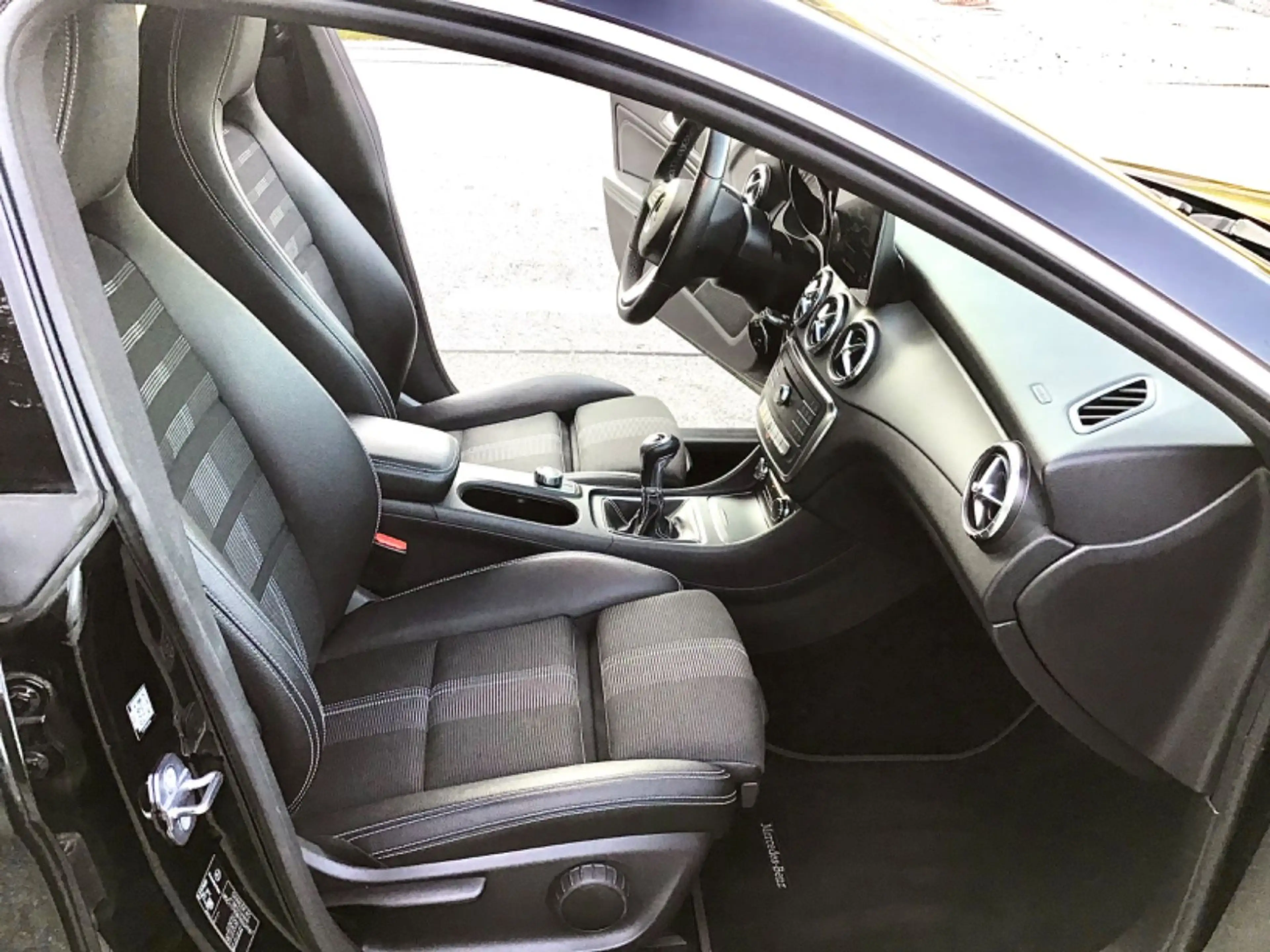 Mercedes-Benz CLA 200 CLA 200 d Sh.Br.NAVI*PANO*LED*PDC*KAM.-Top Zstd! — photo 15