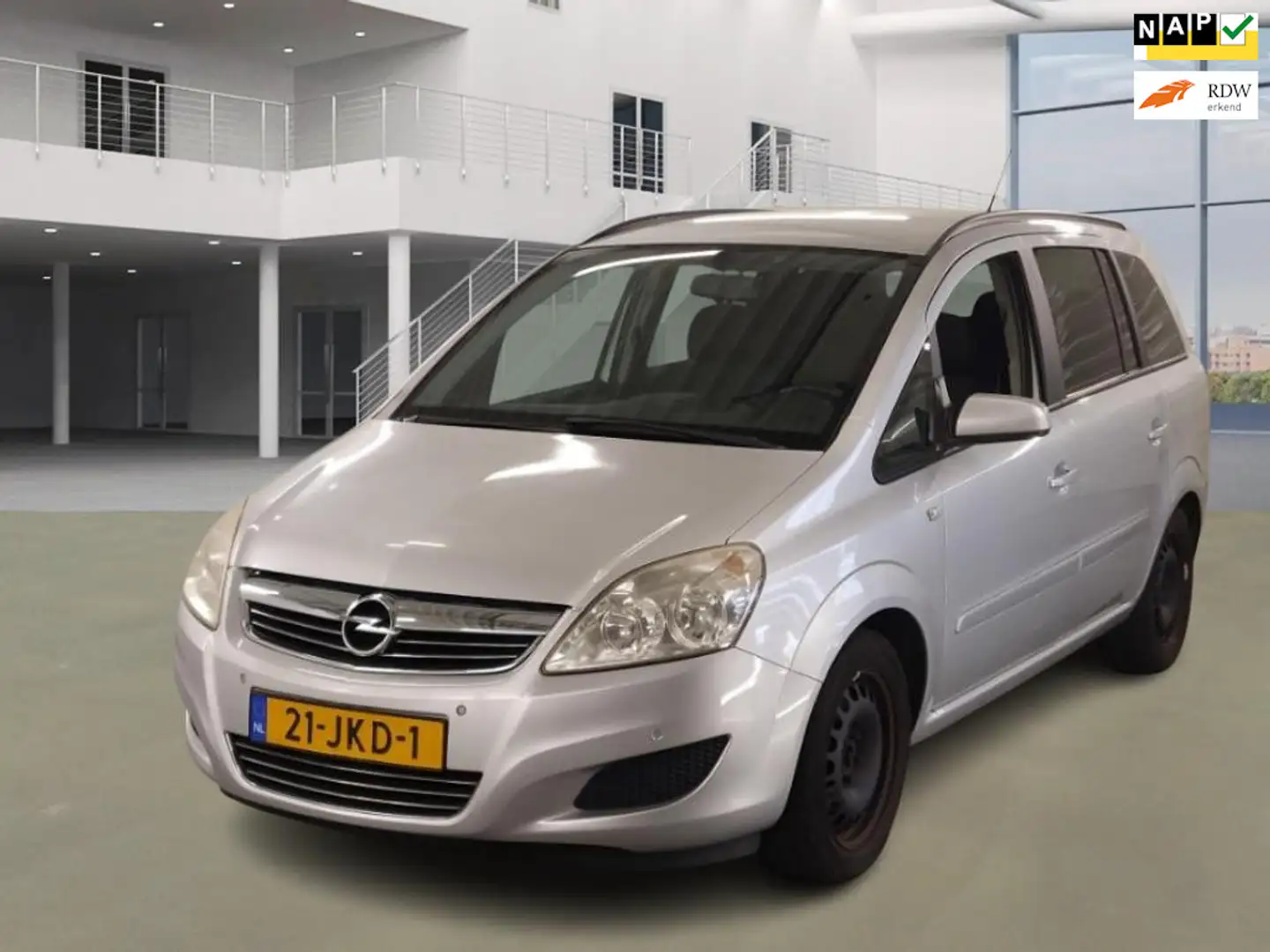 Opel Zafira 1.8 Business|aut|navi/7pers|airco|cruise| Grijs - 1