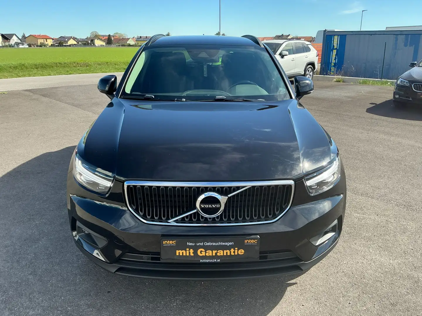 Volvo XC40 D3 AWD Schwarz - 2