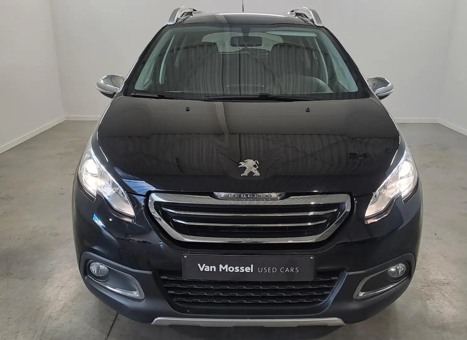 Peugeot 2008 1.6 BlueHDi 73kW Active Nero - 2
