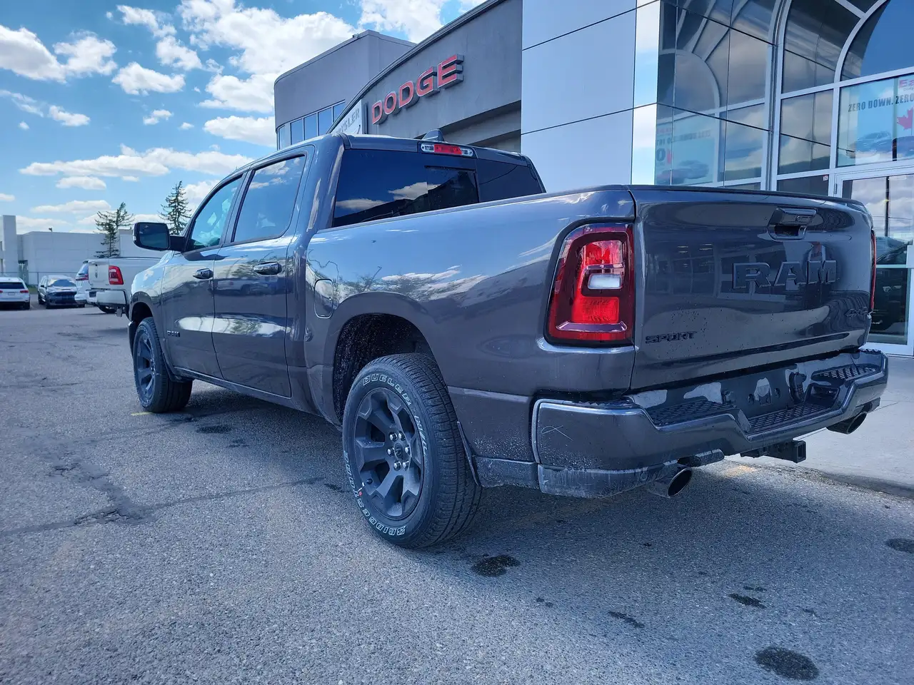 RAM 1500 снимка RAM 1500