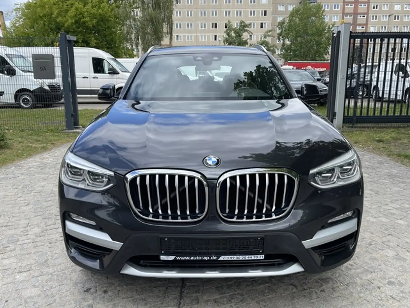 BMW X3 xDrive 30d G01 *AHK*Leder*6 Zylinder* Grigio - 2