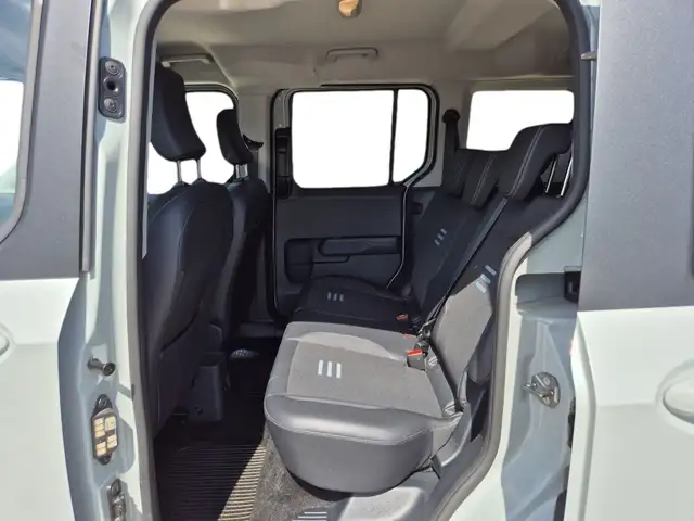Ford Tourneo Courier view 7