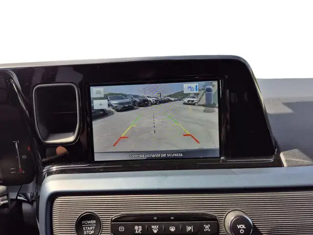 Ford Tourneo Courier view 15
