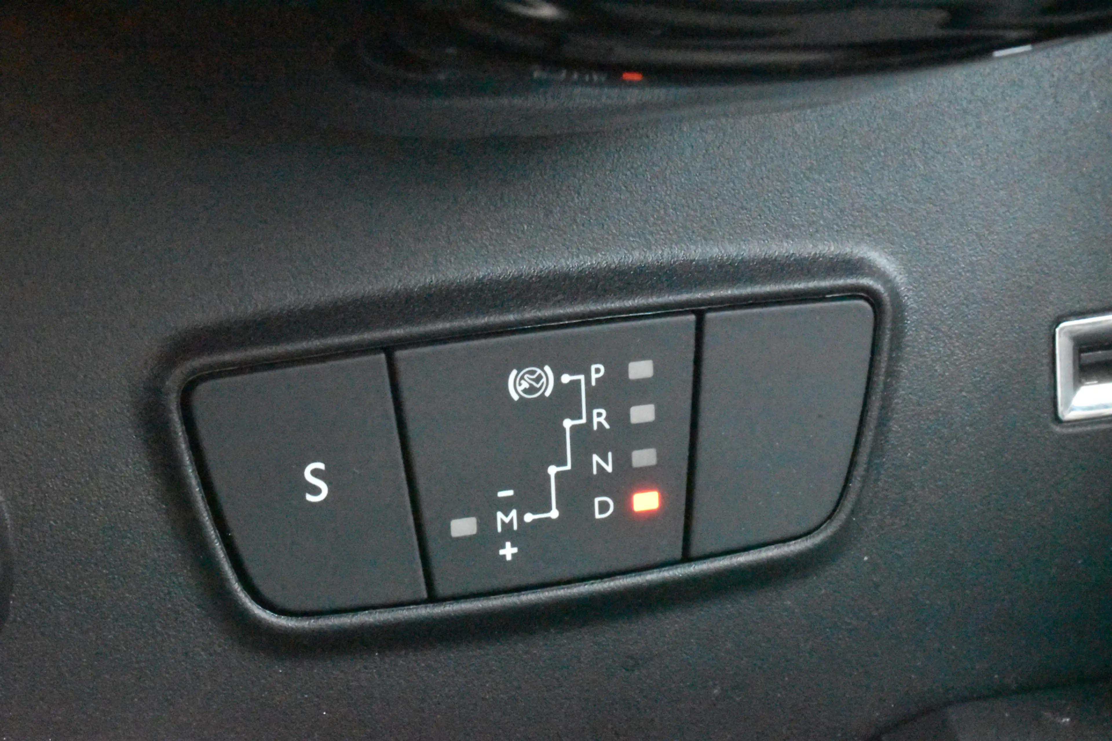 Citroen C3 Aircross PureTech 130 EAT6 Shine Automaat | Navigatie | air — photo 24
