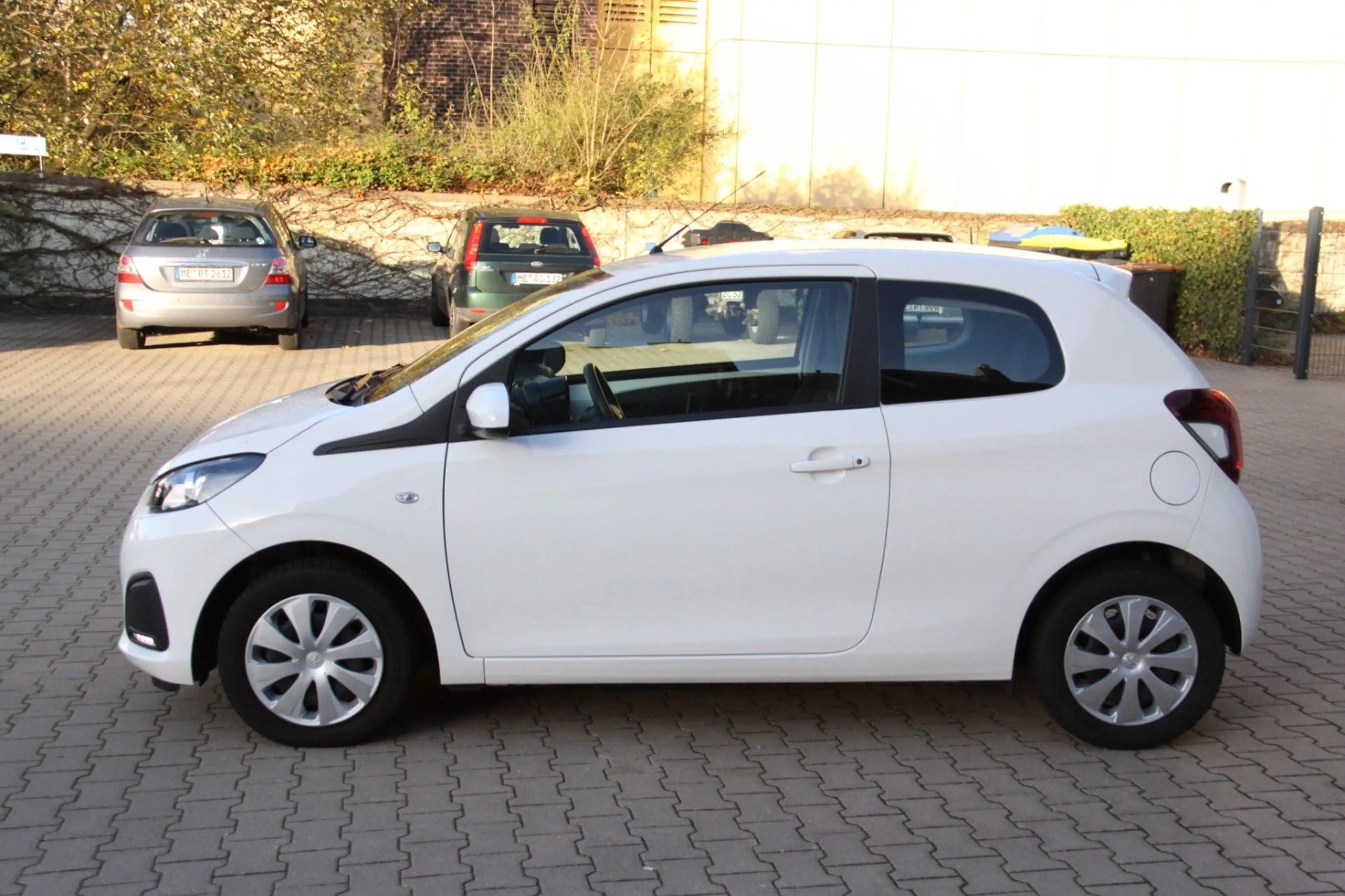 Peugeot 108 Active Sitzheizung / Allwetterreifen — photo 5
