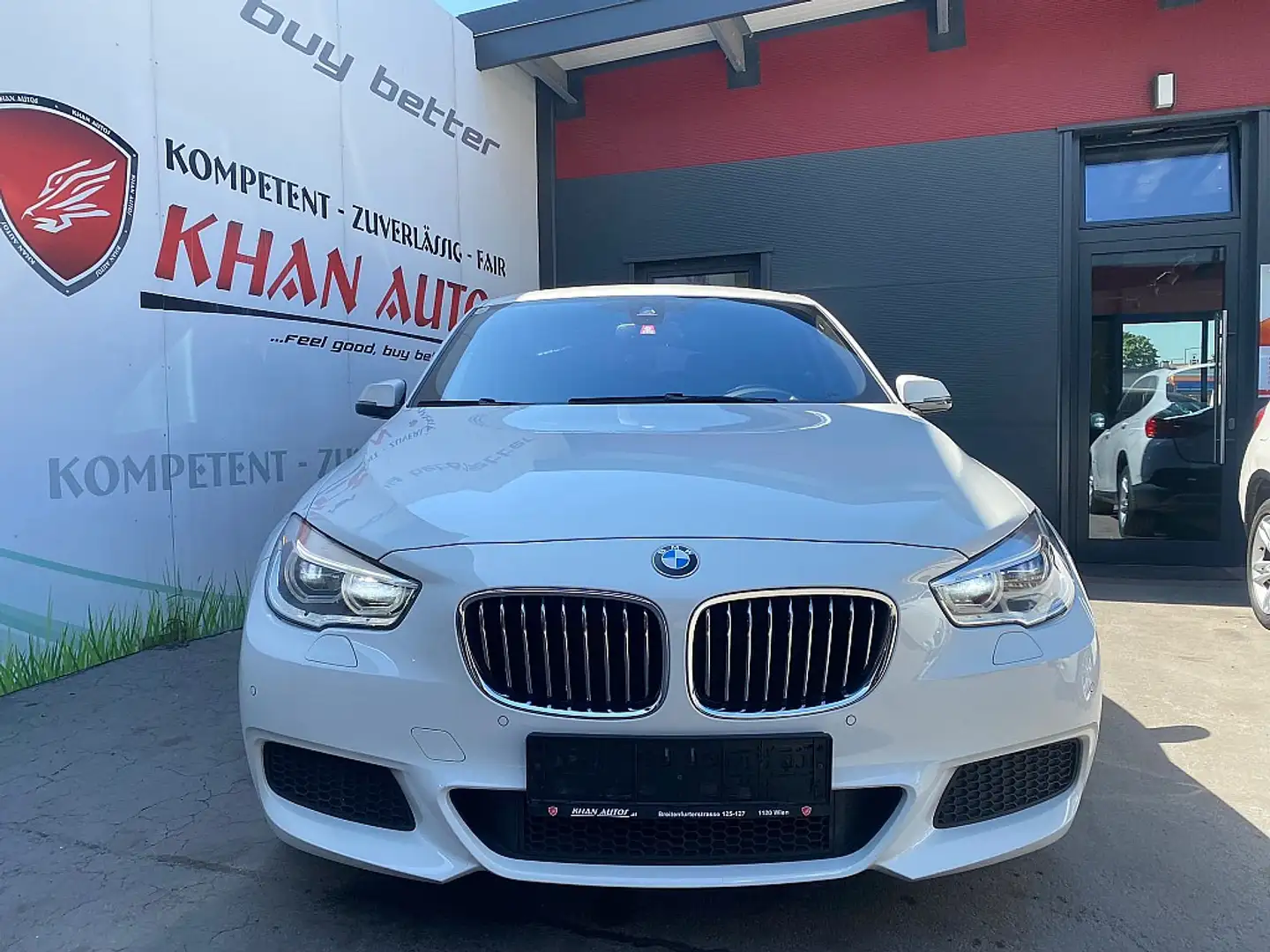 BMW 530 d Gran Turismo xDrive Aut. *M-Paket*Leder*Navi*... Weiß - 2