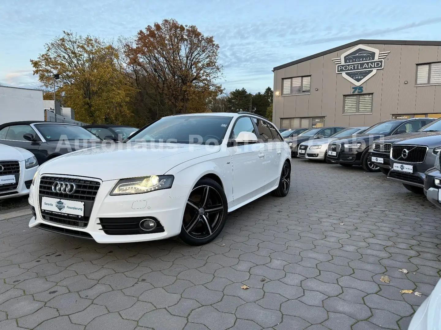 Audi A4 Avant 2.0 S line Sportpaket/plus/S-Heft/Xenon Weiß - 1