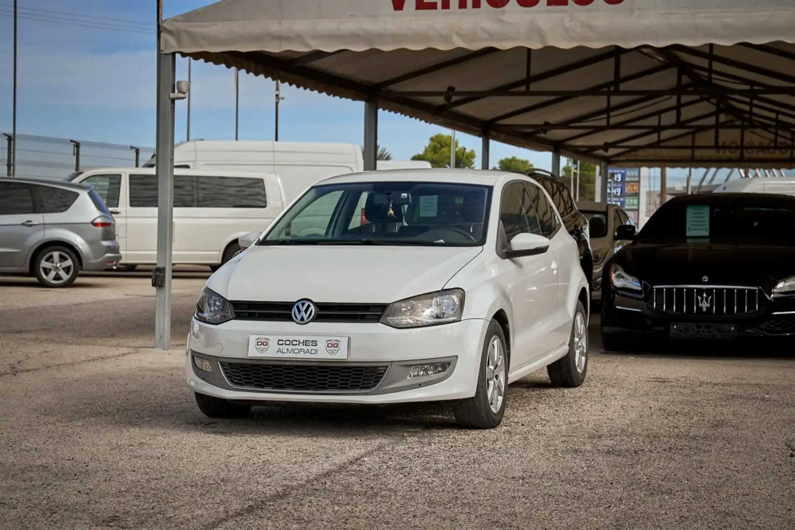 Volkswagen Polo 1.6TDI Advance 105 Blanco - 2