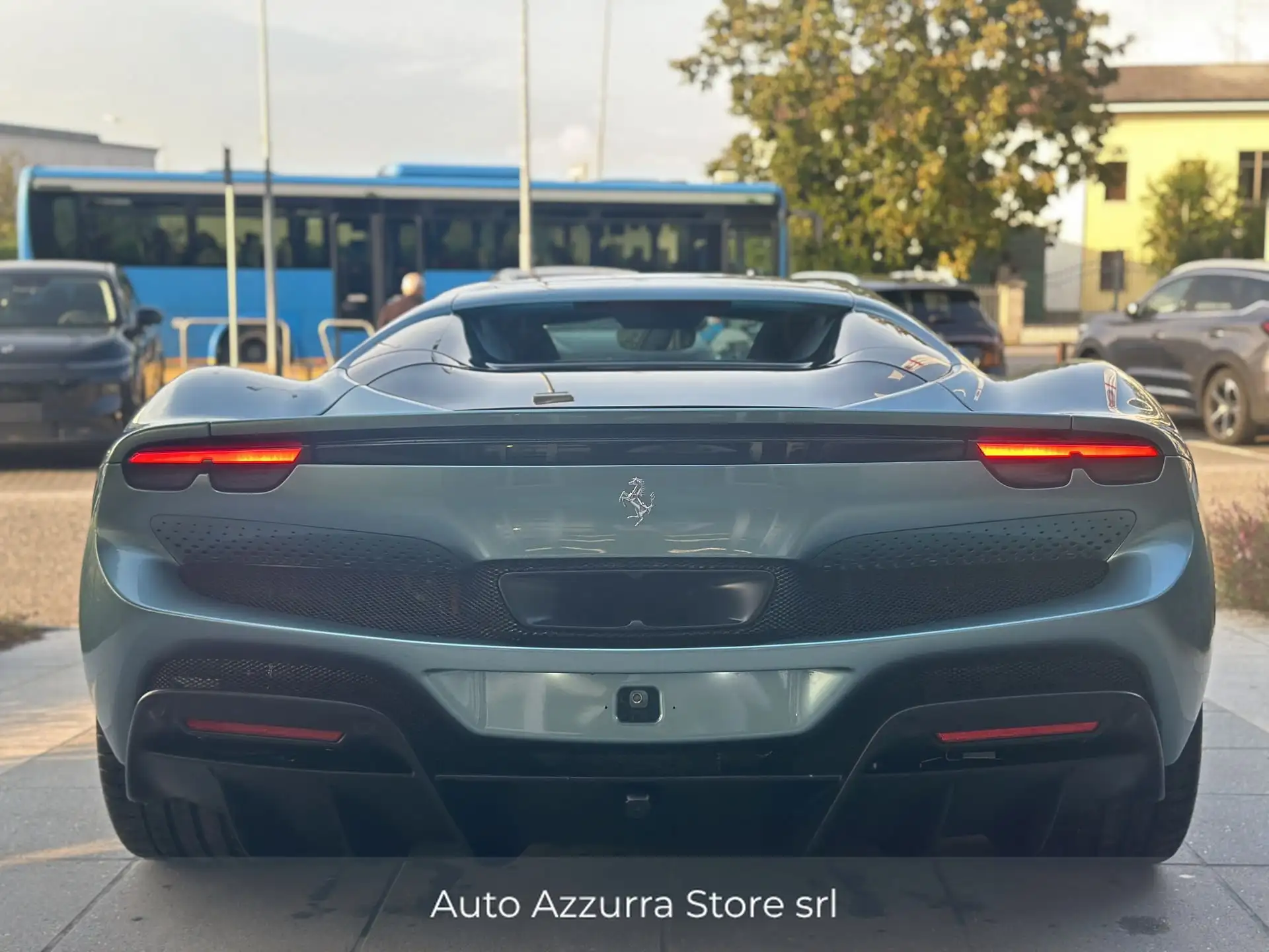 페라리 296 GTS 2023 실버 사진 5
