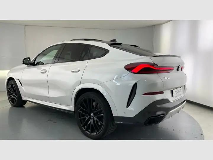 BMW X6 2022, foto 47