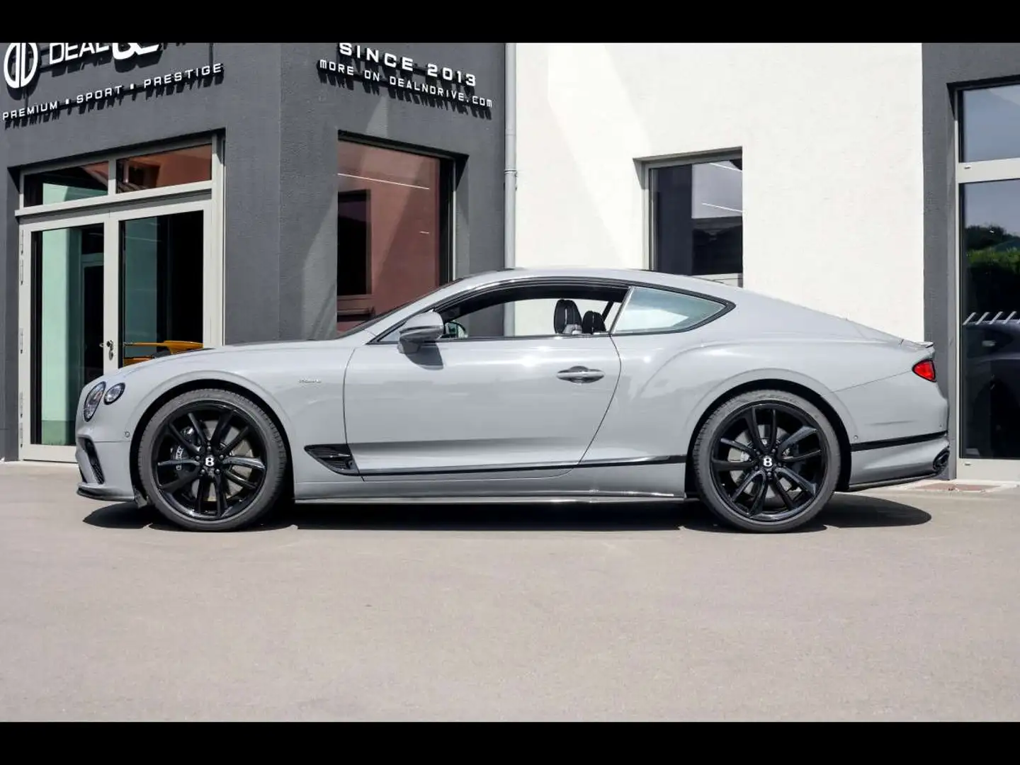 Bentley Continental GT V8 AZURECAMBRIAN GREYBLACKLINE SPECIFICATION Grijs - 2