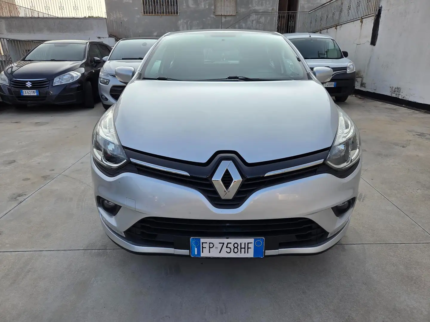 Renault Clio Clio 1.5 dci energy Zen 75cv Grigio - 1