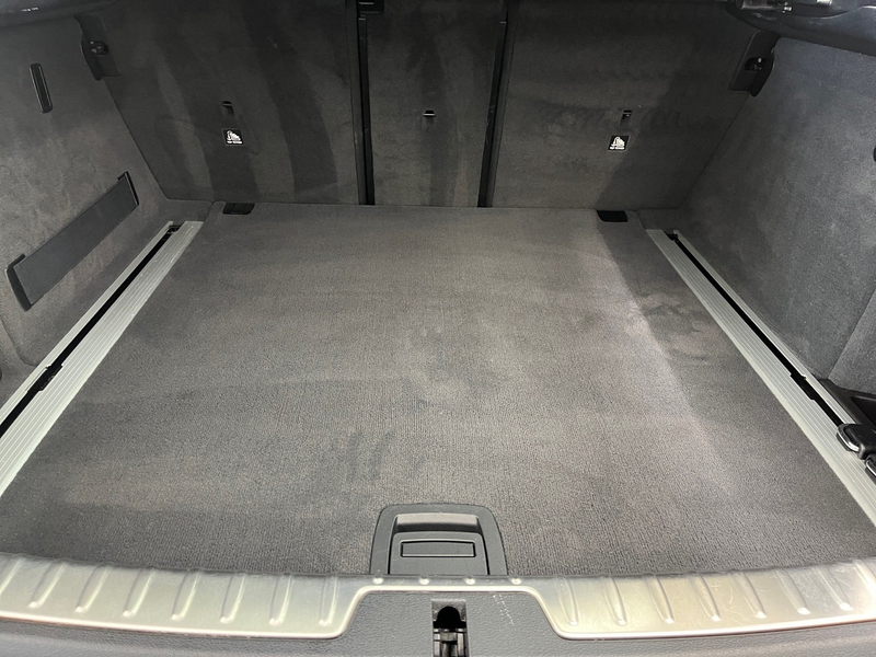 BMW X6 xDrive40d — photo 11