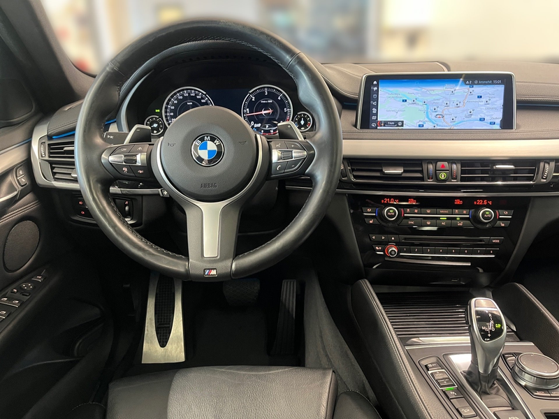 BMW X6 xDrive40d — photo 8