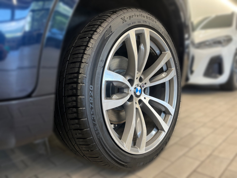 BMW X6 xDrive40d — photo 3