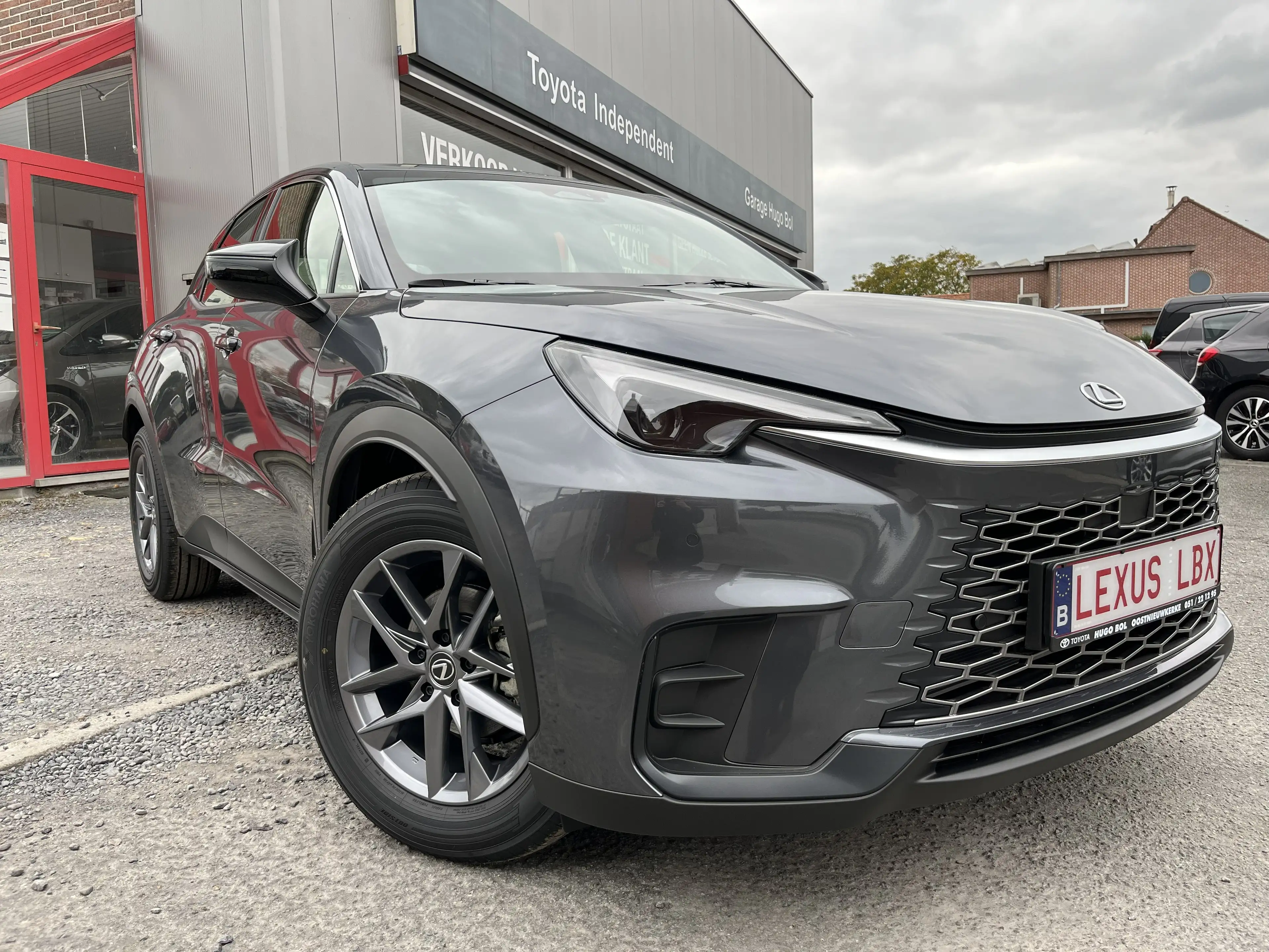 Lexus LBX LBX 1.5i FWD — photo 3
