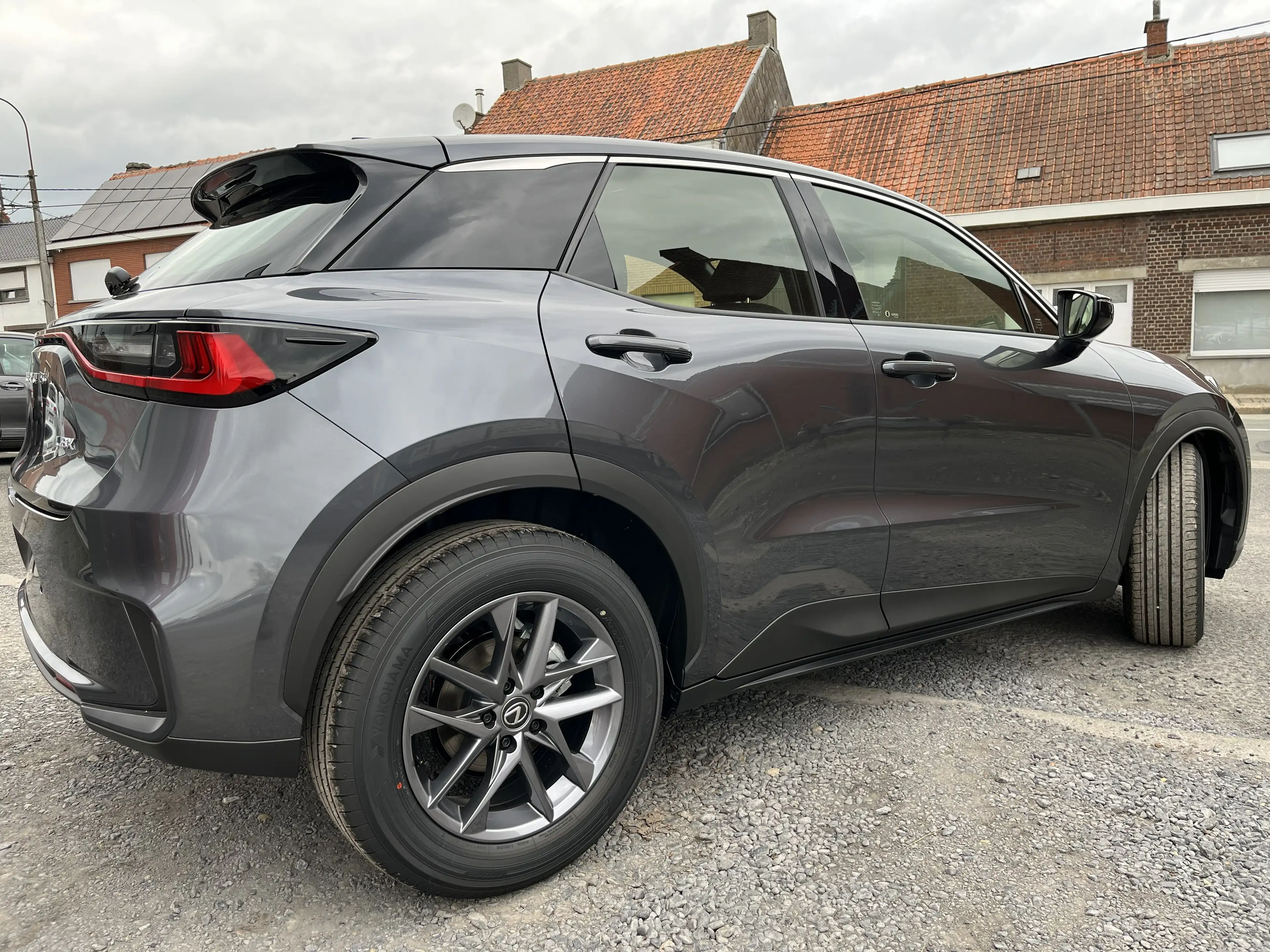Lexus LBX LBX 1.5i FWD — photo 4