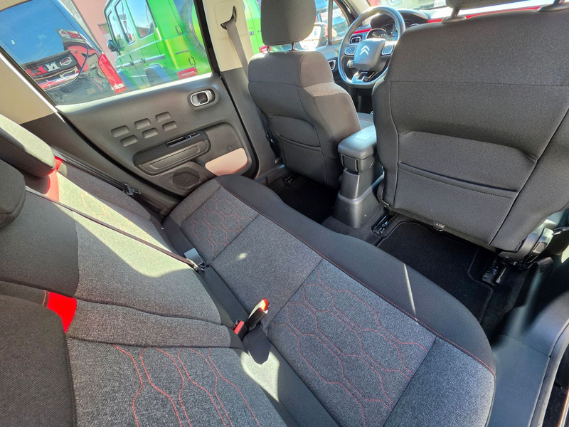 Citroen C3 1.2 PureTech 82 Shine — photo 11
