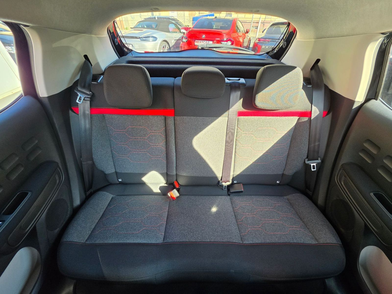 Citroen C3 1.2 PureTech 82 Shine — photo 9
