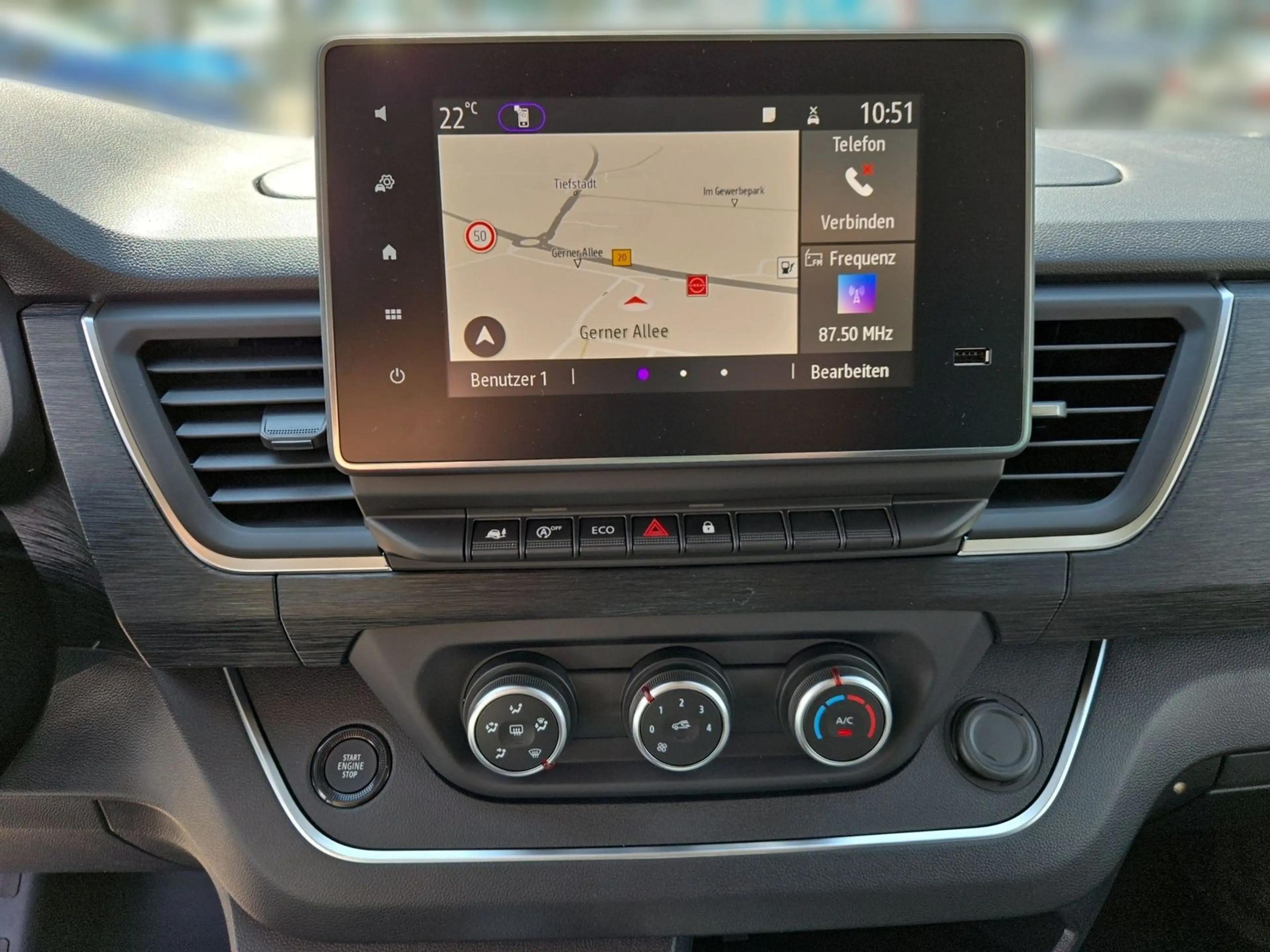 Nissan Primastar L1H1 2,8t dCi 170 AT Tekna — photo 9