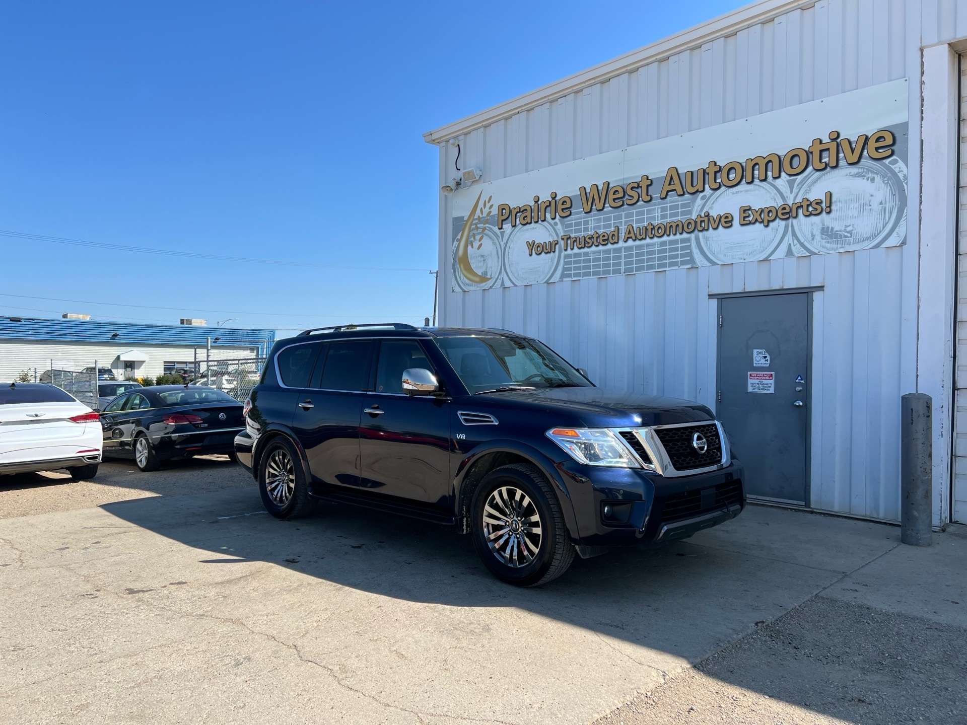 2020 Nissan Armada SL AWD 7 Passenger | Command Start | Heated Seat — снимка 1
