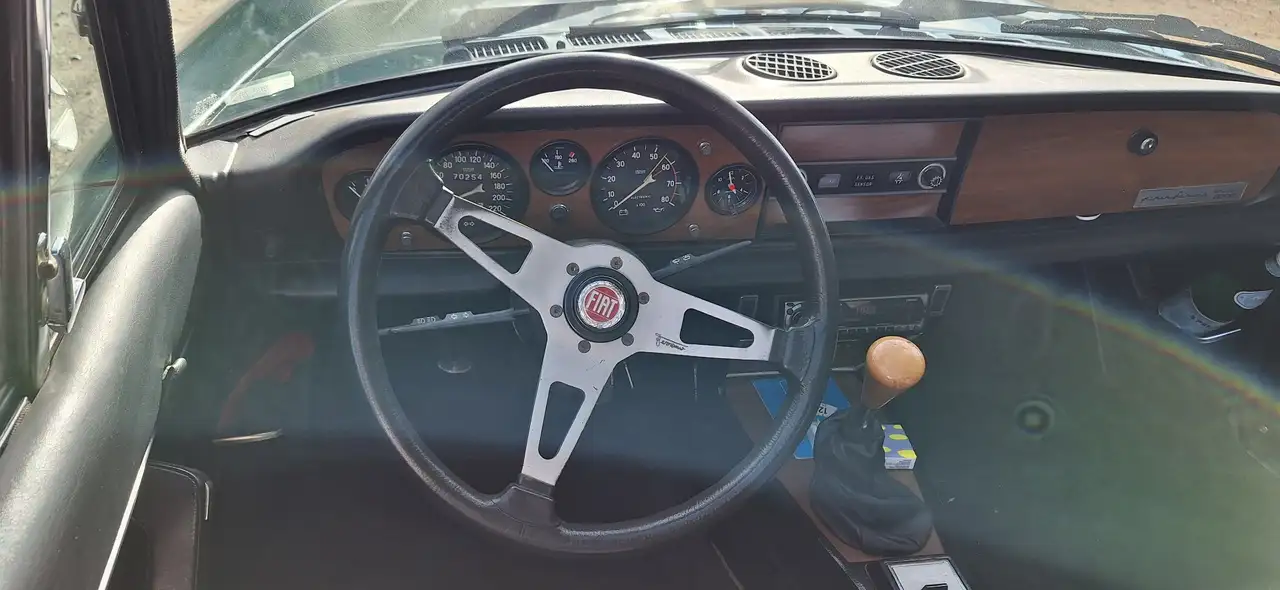 Fiat Pininfarina 124 Spider 2000, foto 9
