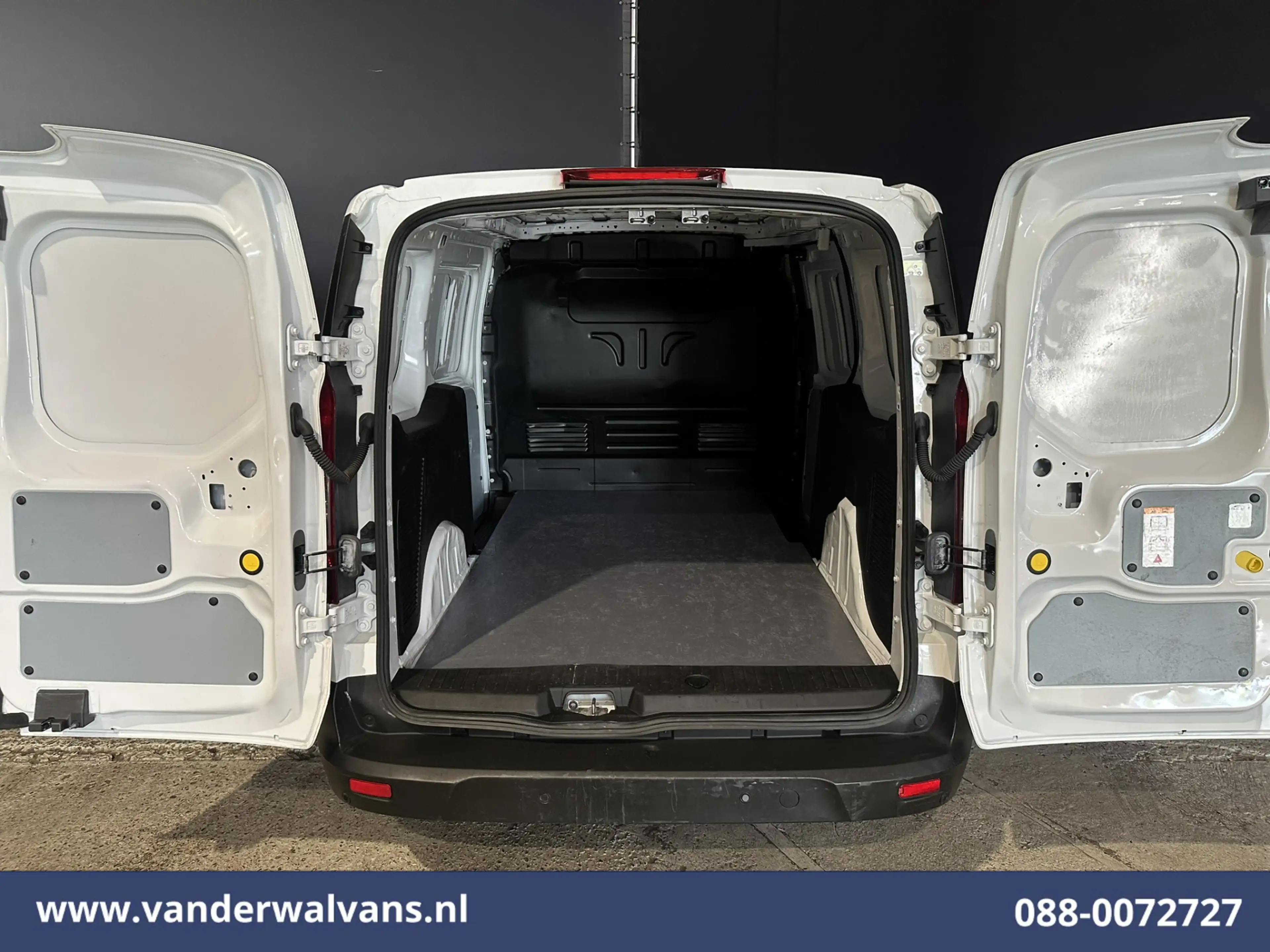 Ford Transit Connect 1.5 EcoBlue 100pk L2H1 Euro6 Airco | Camera | Navi — photo 11