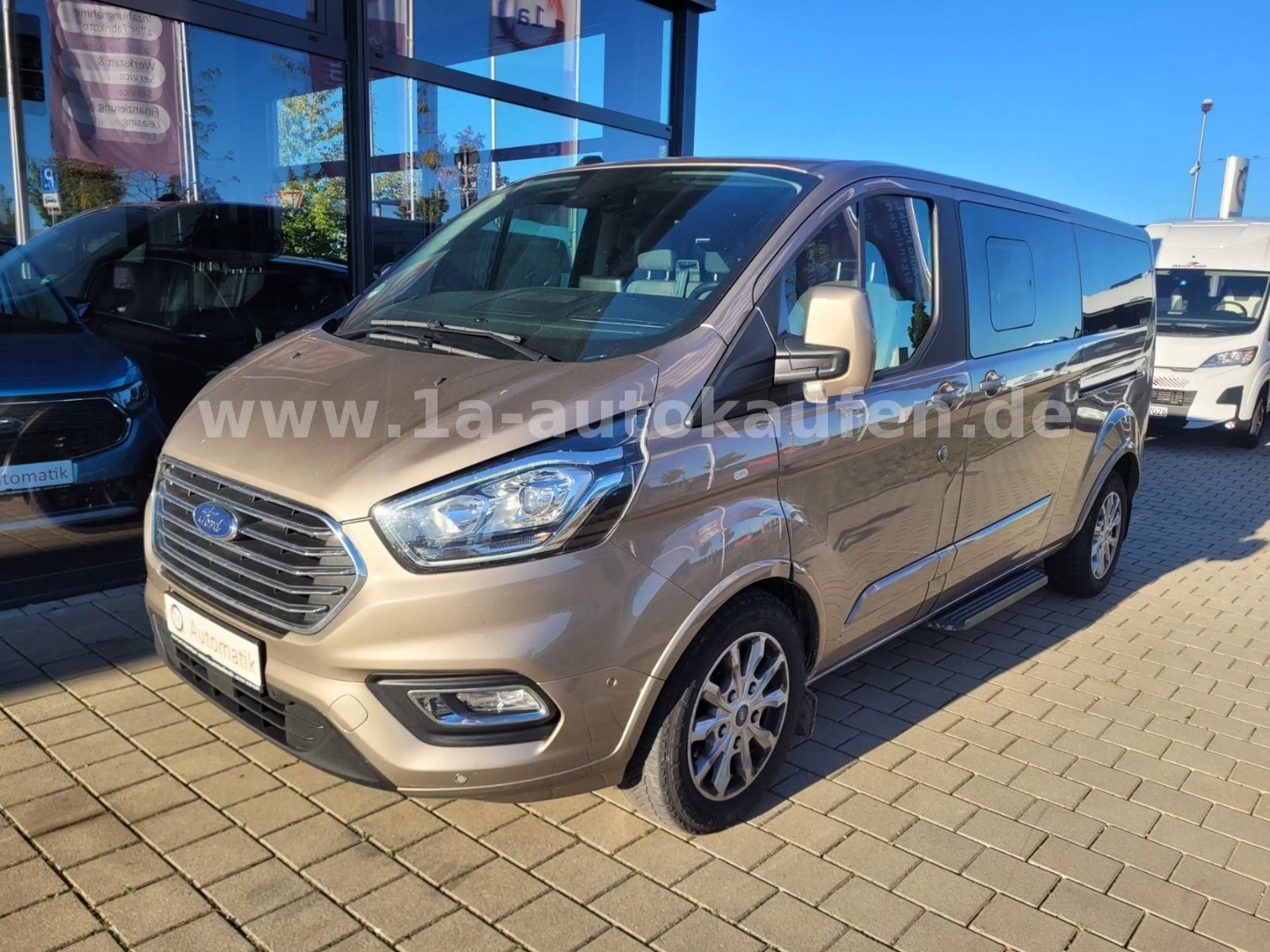 Ford Tourneo Custom Autom. L2 Titanium m. Kamera/DAB — photo 2