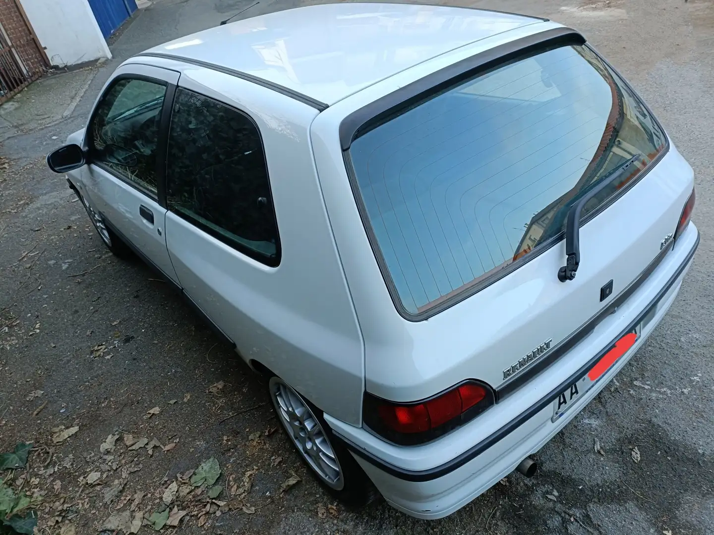 Renault Clio Clio 3p 1.8 16v cat. - 1