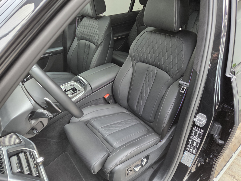 BMW X7 xDr40d M Sport Pro 6Seats Standh Kristall Sky — photo 15