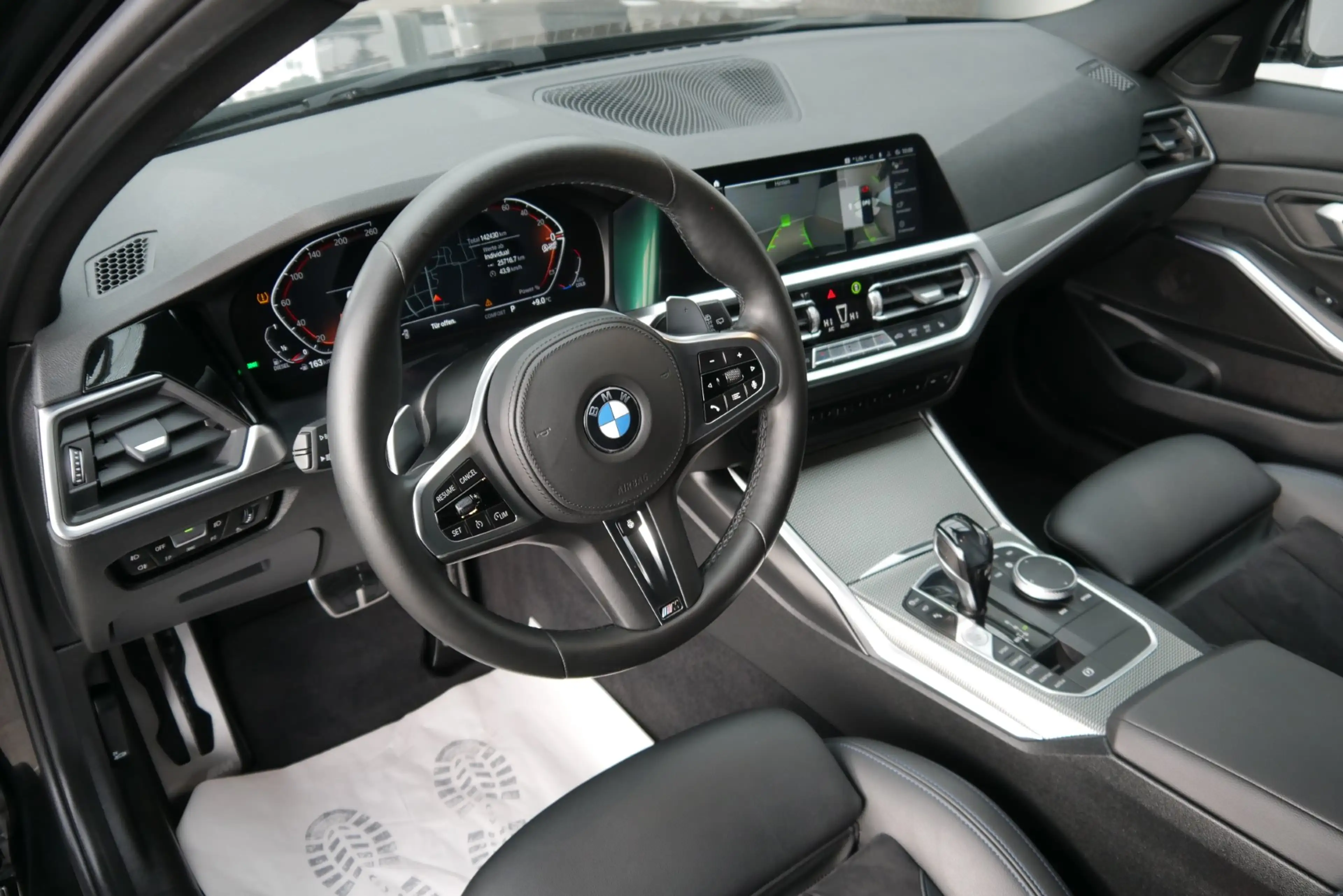 BMW 320 d xDrive *M-Paket/AHK/360°/LED/Lenkradhzg./Driving Assistant* — photo 8