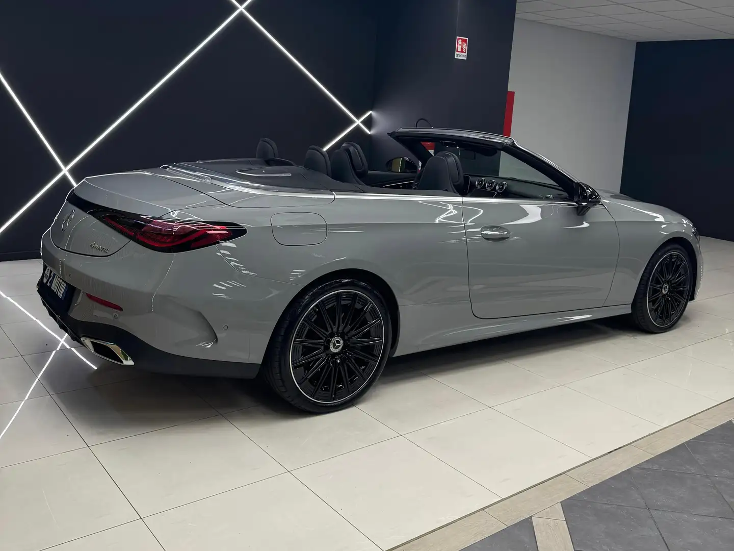 Mercedes-Benz CLE 300 AMG Line Premium Plus 4matic auto Grigio - 2