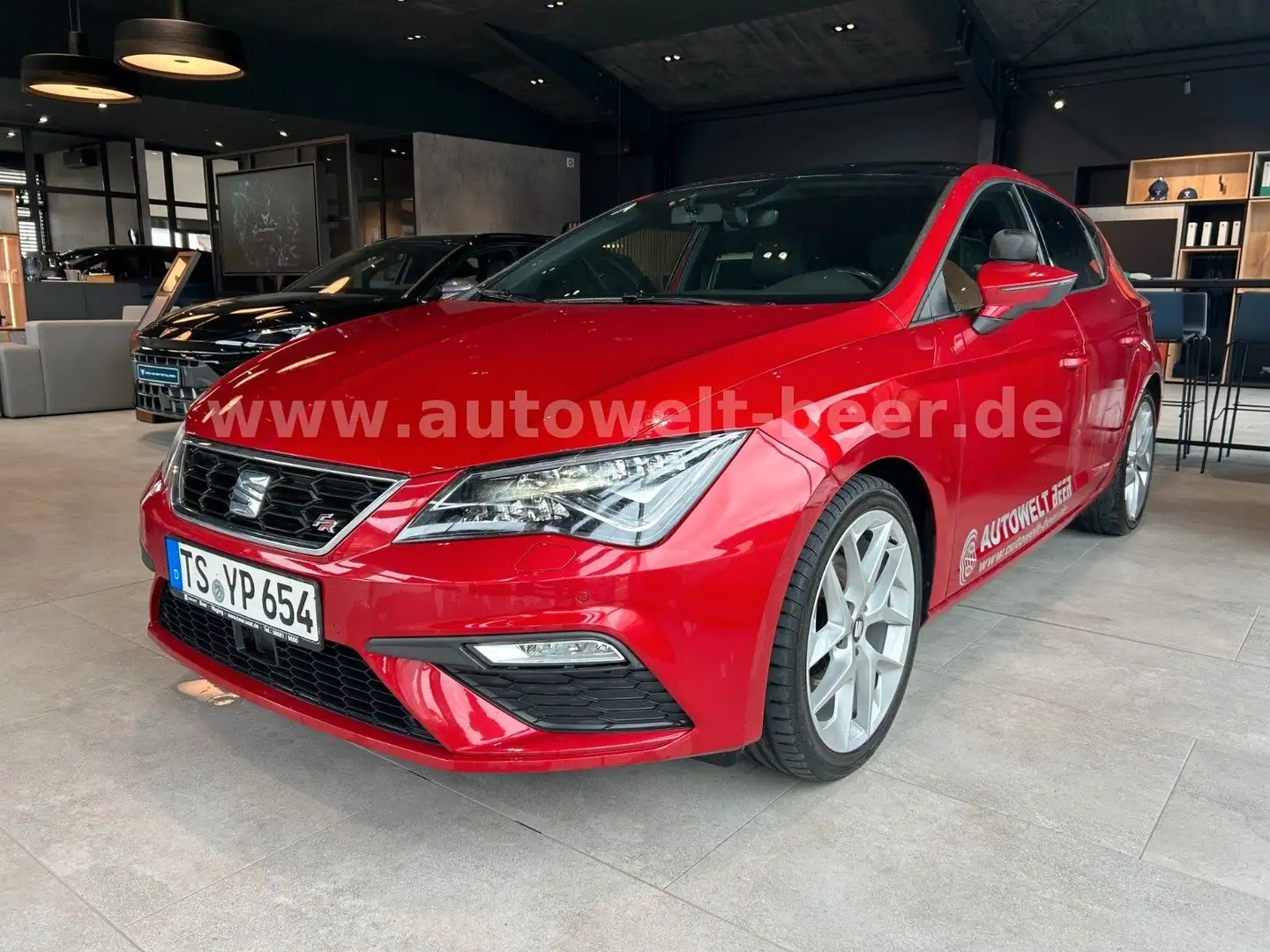 SEAT Leon FR 2.0 TDI Rosso - 1