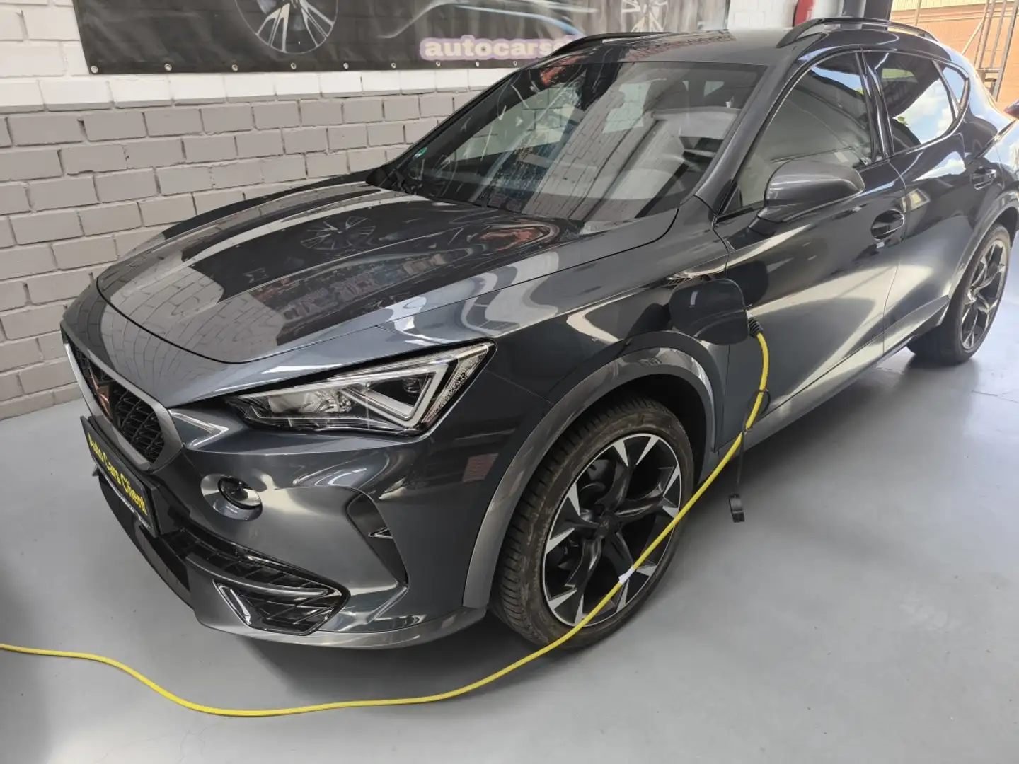 CUPRA Formentor 1.4 e-Hybrid 205 DSG Gris - 2