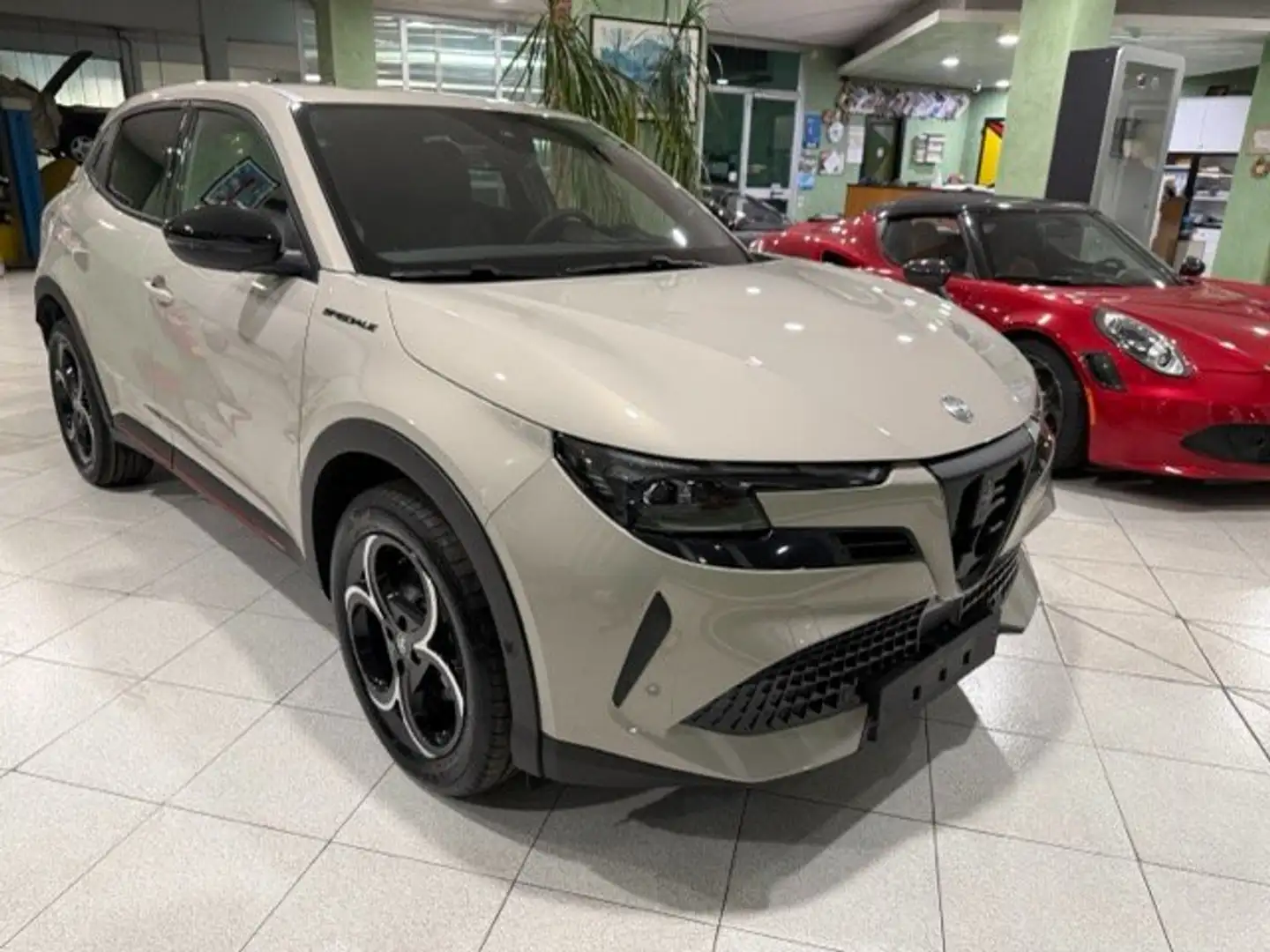 Alfa Romeo Junior Junior 1.2 ibrida Speciale 145cv edct6 - 2