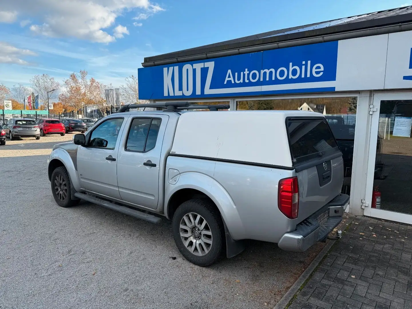 Nissan Navara Pickup Double Cab LE V6 4X4 Argent - 2