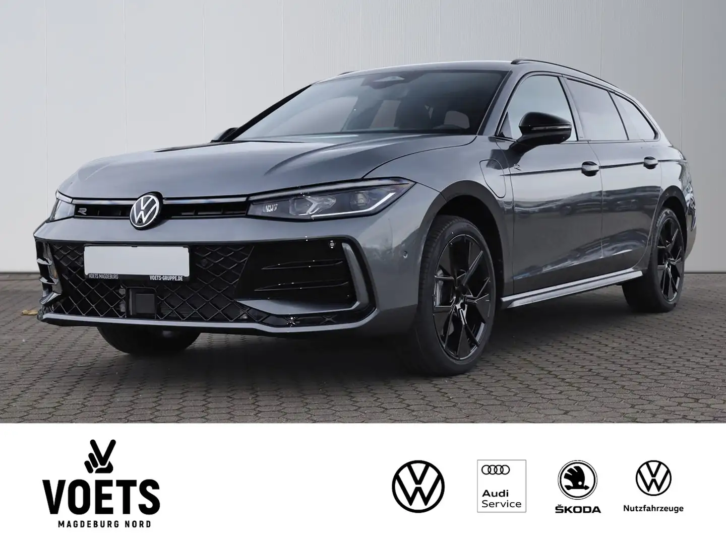 Volkswagen Passat 1,5 l eHybrid R-Line LED+NAVI+AHK+BLACK+ Gris - 1