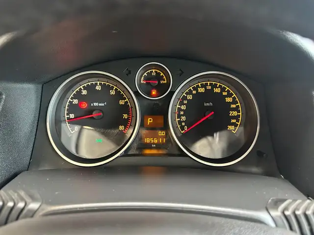 Opel Astra view 15