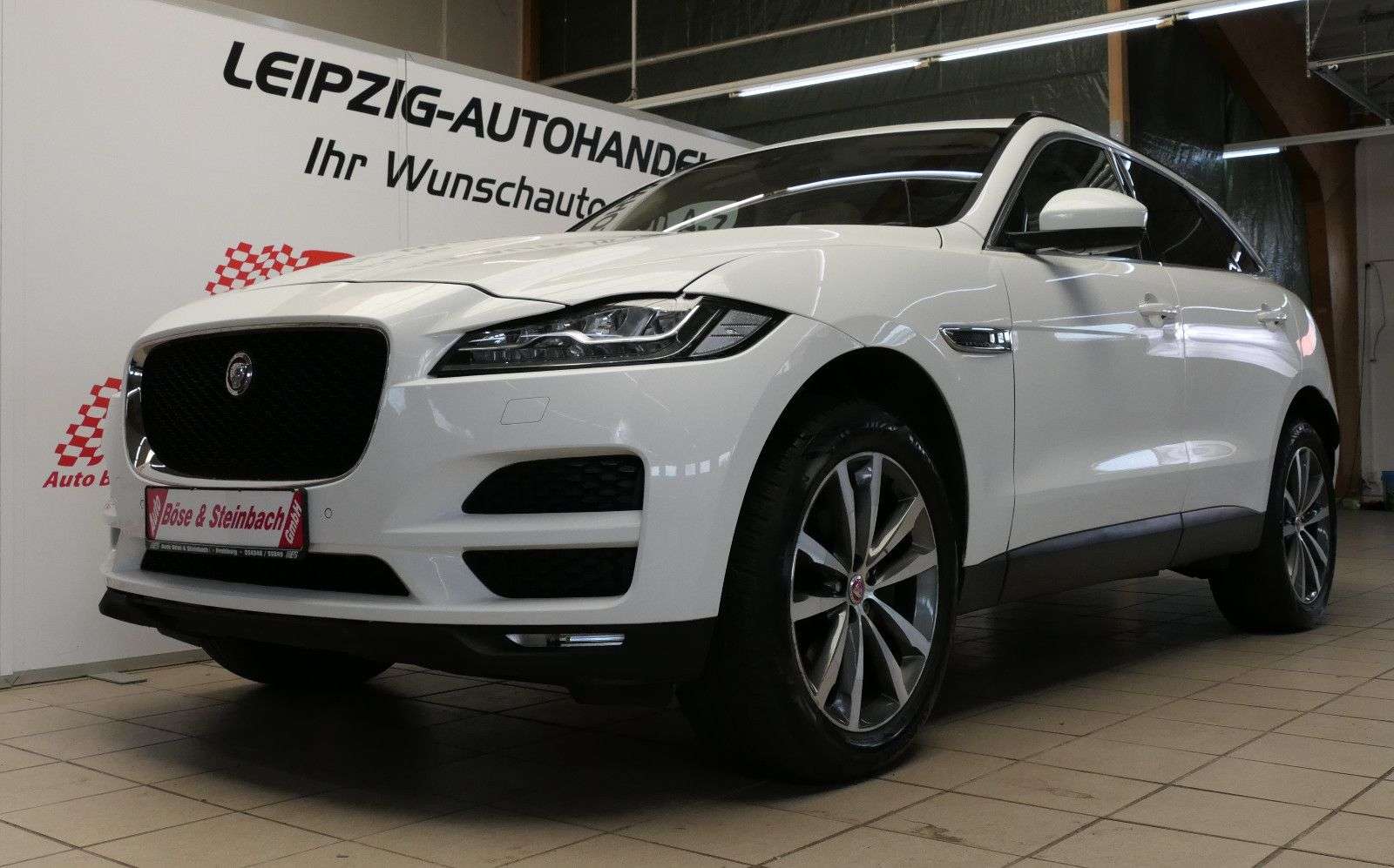 Second hand Jaguar F-Pace 2.0