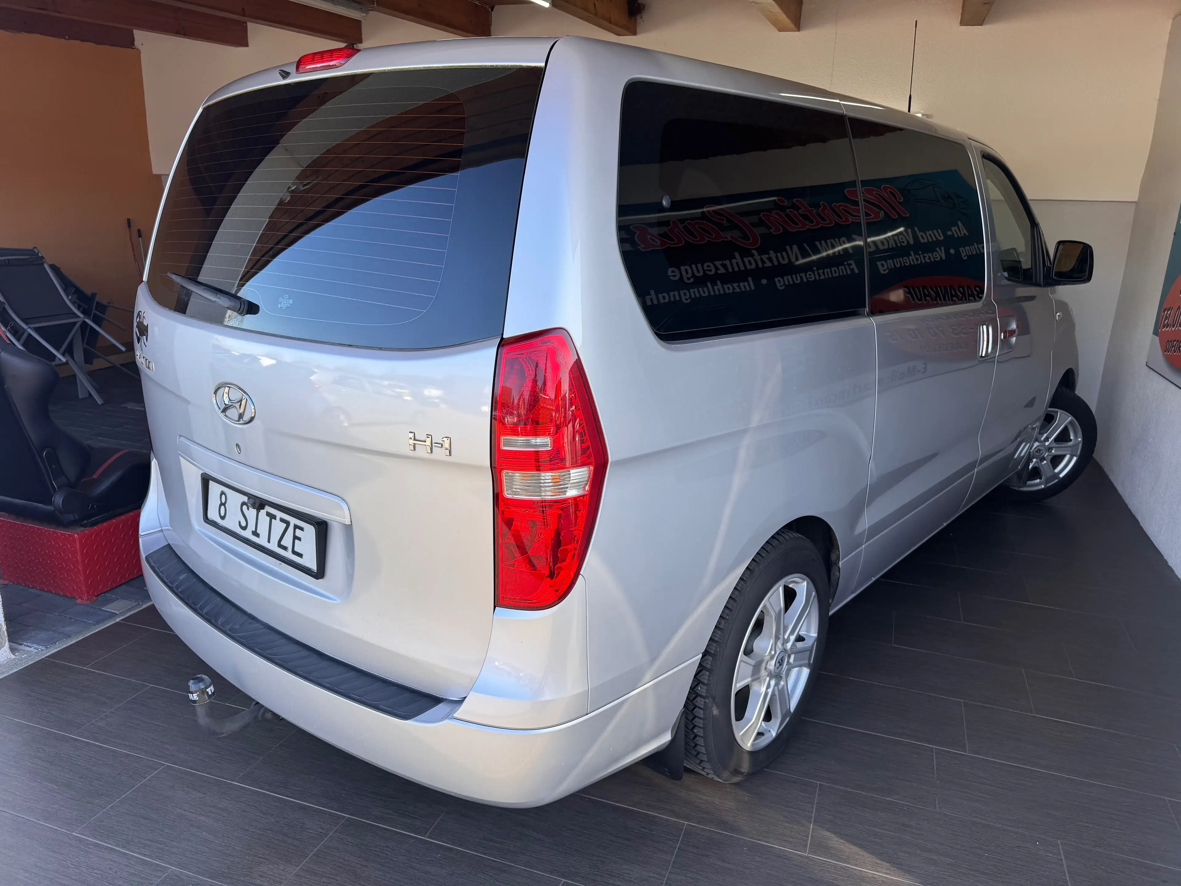 Hyundai H-1 8-Sitze Klima Anhänger TÜV04/27 NAVi 8xReife — photo 6