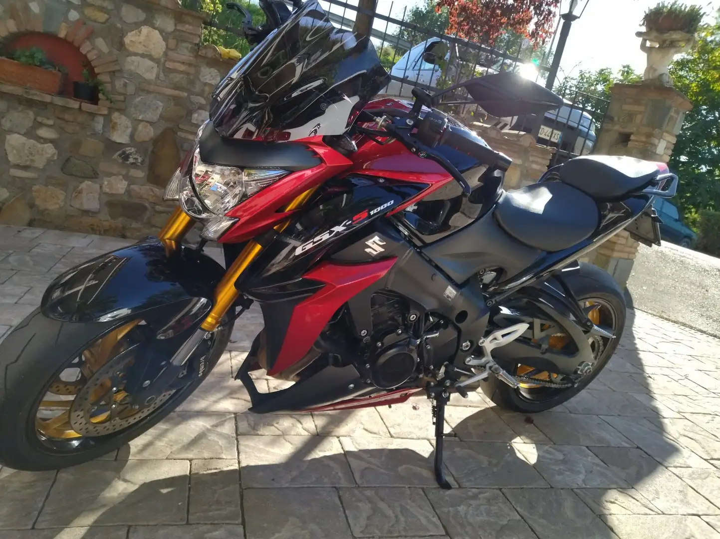 Suzuki GSX-S 1000 Noir - 2