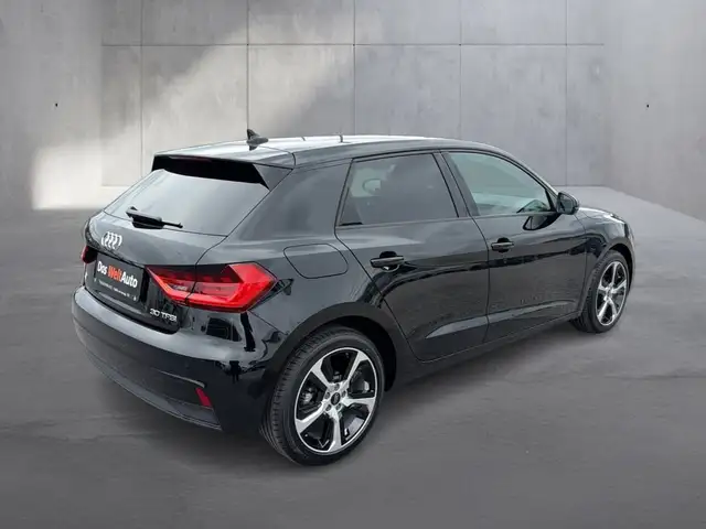 Audi A1 view 4