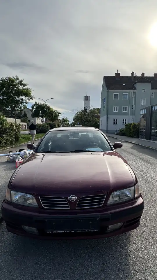 Nissan Maxima QX, foto 3
