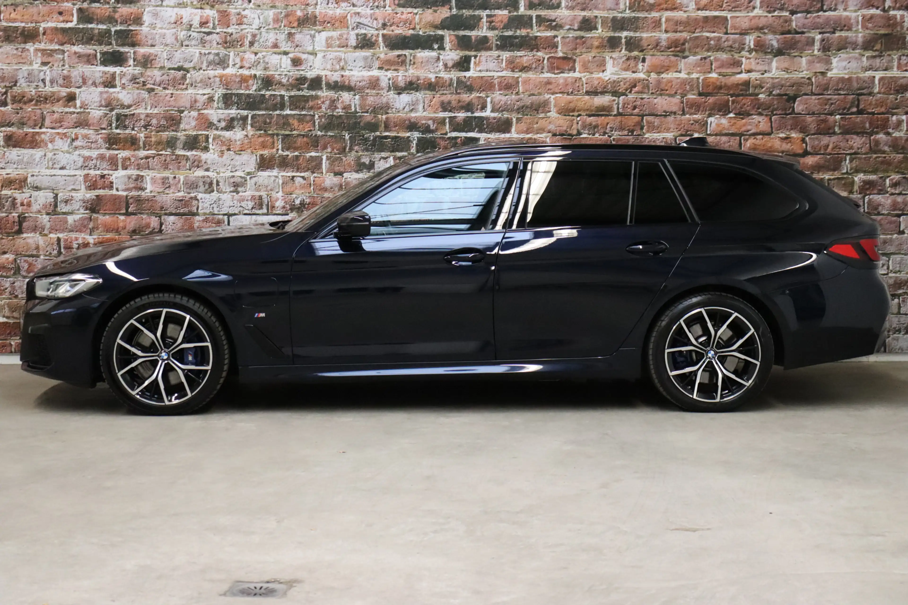 BMW 530 5 Serie Touring 530e High Executive M Sport Pakket — photo 3