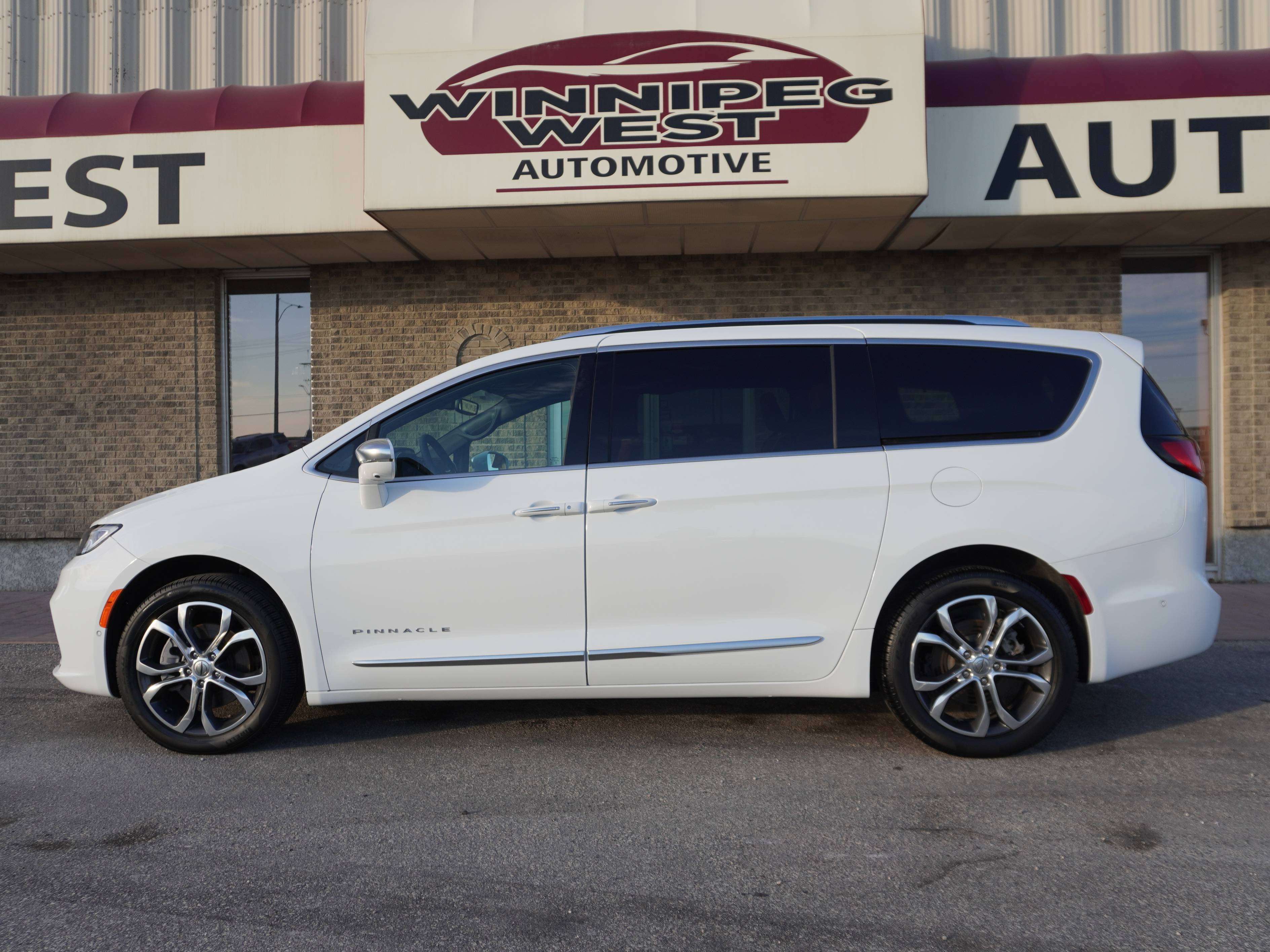 2024 Chrysler Pacifica