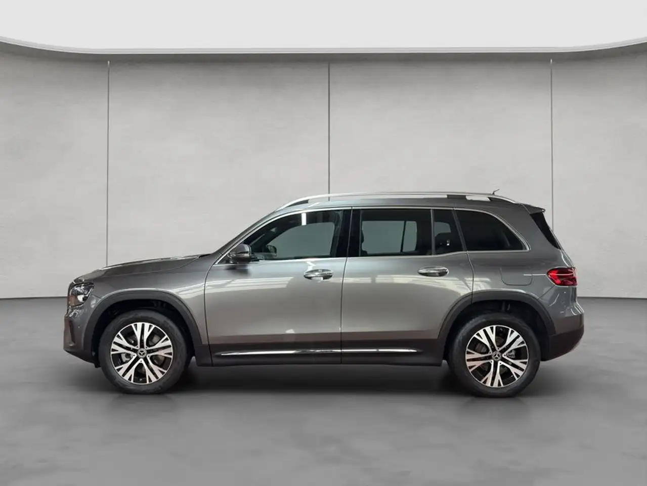 Mercedes-Benz GLB 2026