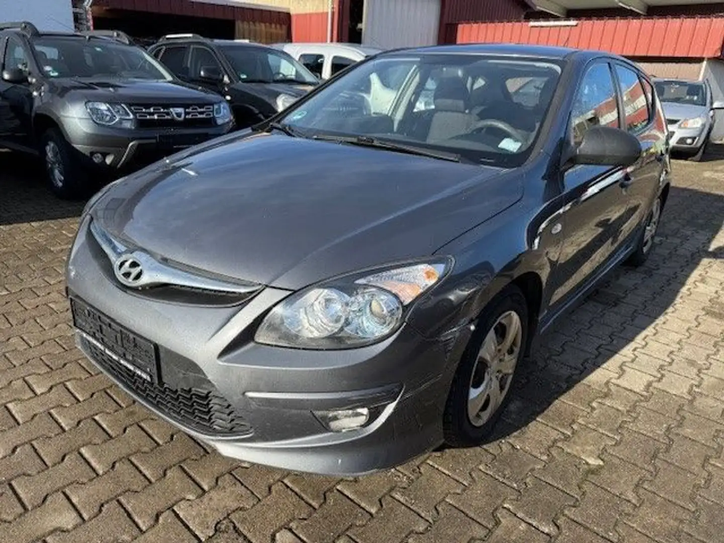 Hyundai i30 FIFA WM Edition 125TKM 2Hand ! Grau - 1