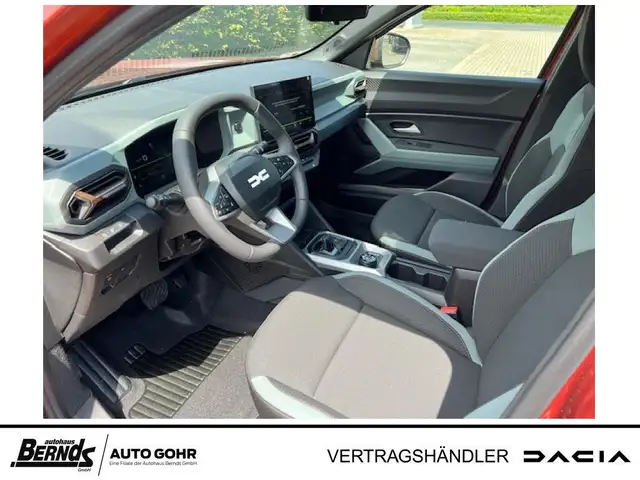 Dacia Duster view 11